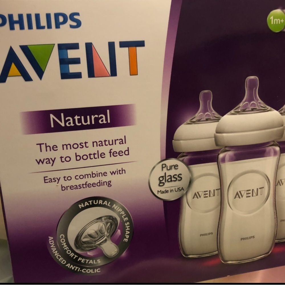 BRAND NEW Philips Avent Natural Glass Baby Bottle -